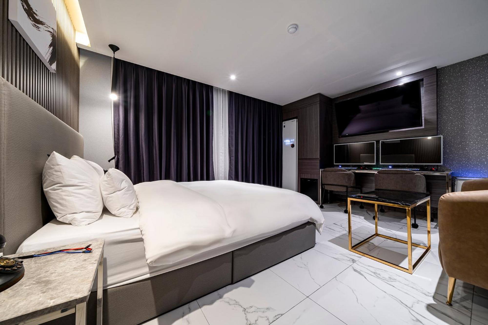 Urban Brown Hotel Chungju City Hall 外观 照片