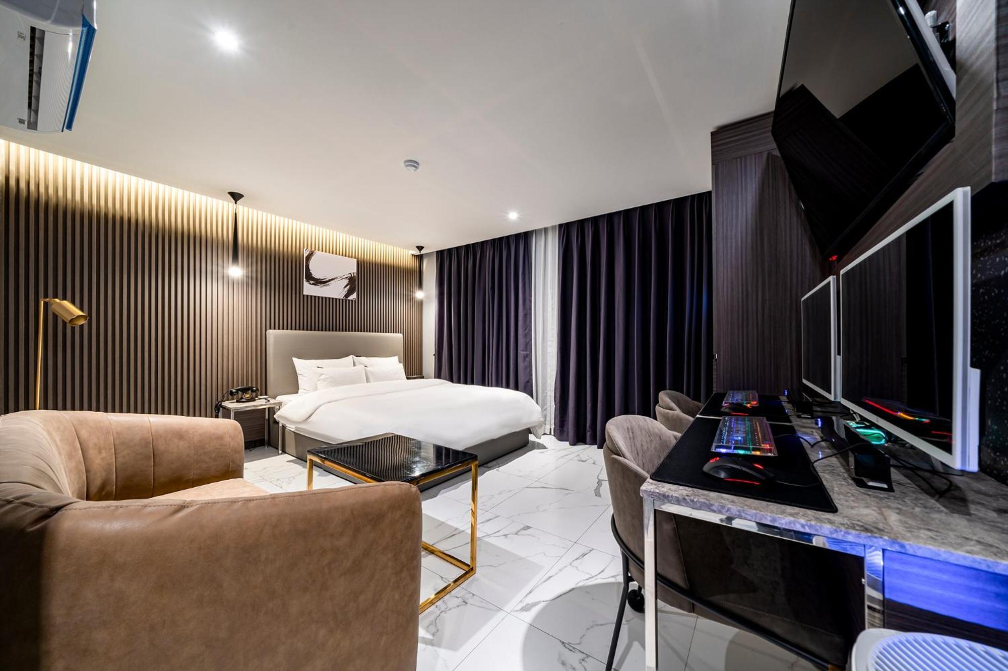 Urban Brown Hotel Chungju City Hall 外观 照片