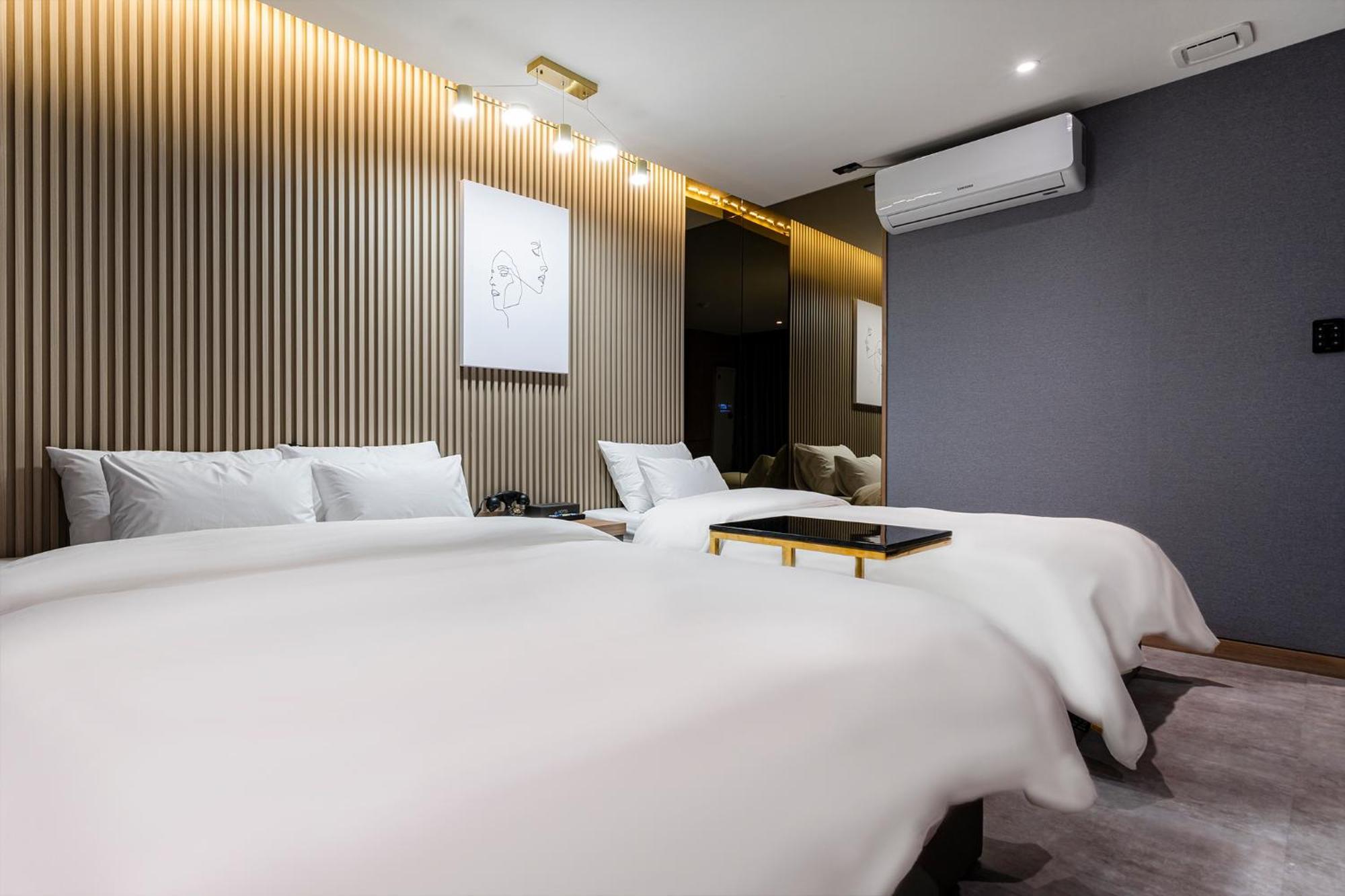 Urban Brown Hotel Chungju City Hall 外观 照片