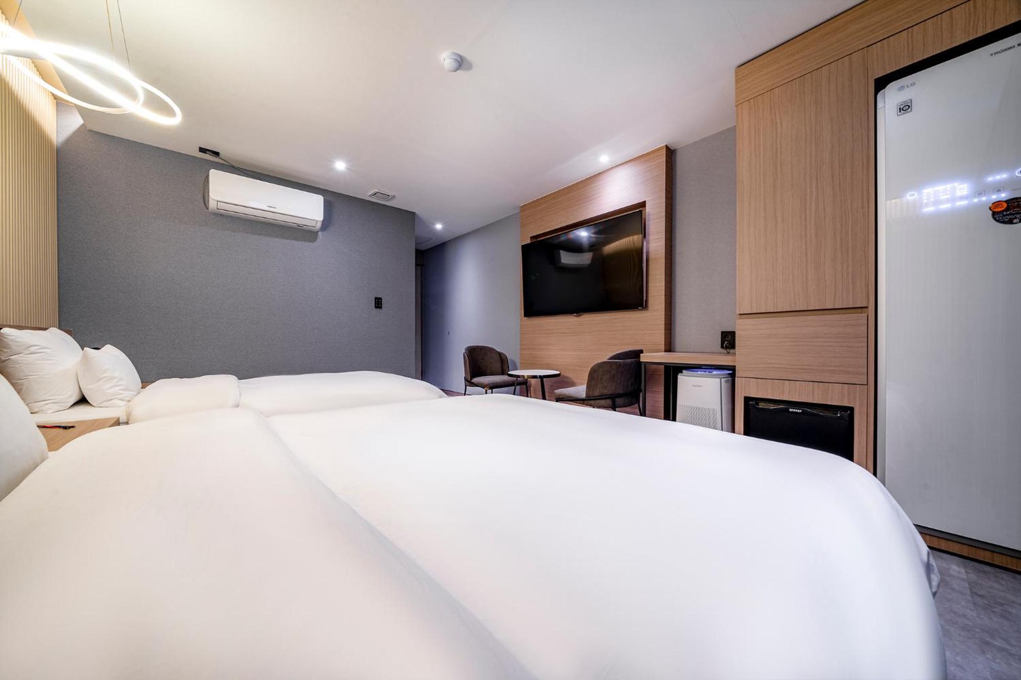 Urban Brown Hotel Chungju City Hall 外观 照片