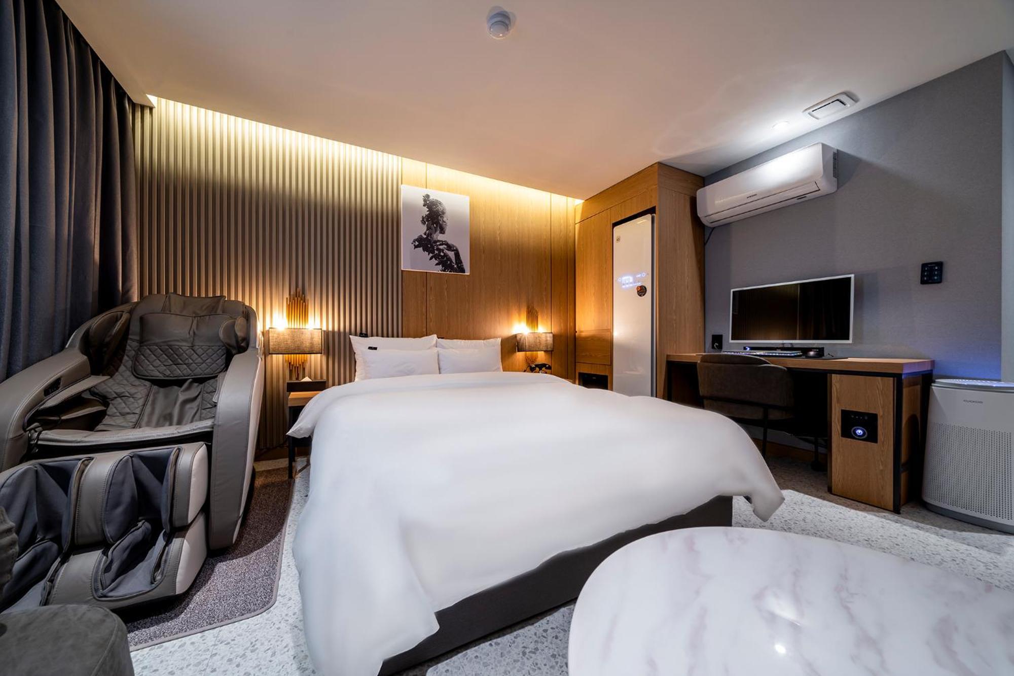 Urban Brown Hotel Chungju City Hall 外观 照片