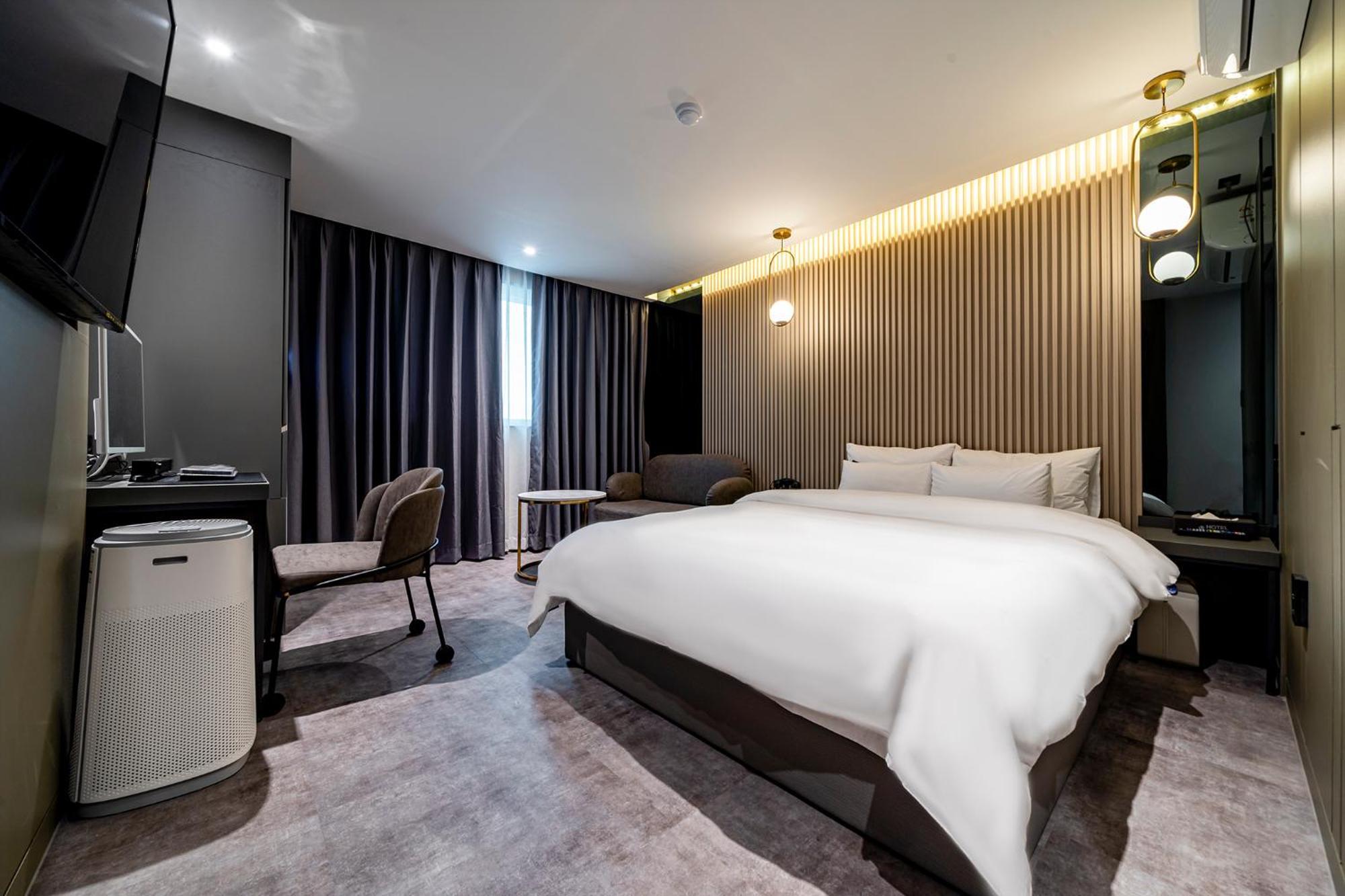Urban Brown Hotel Chungju City Hall 外观 照片