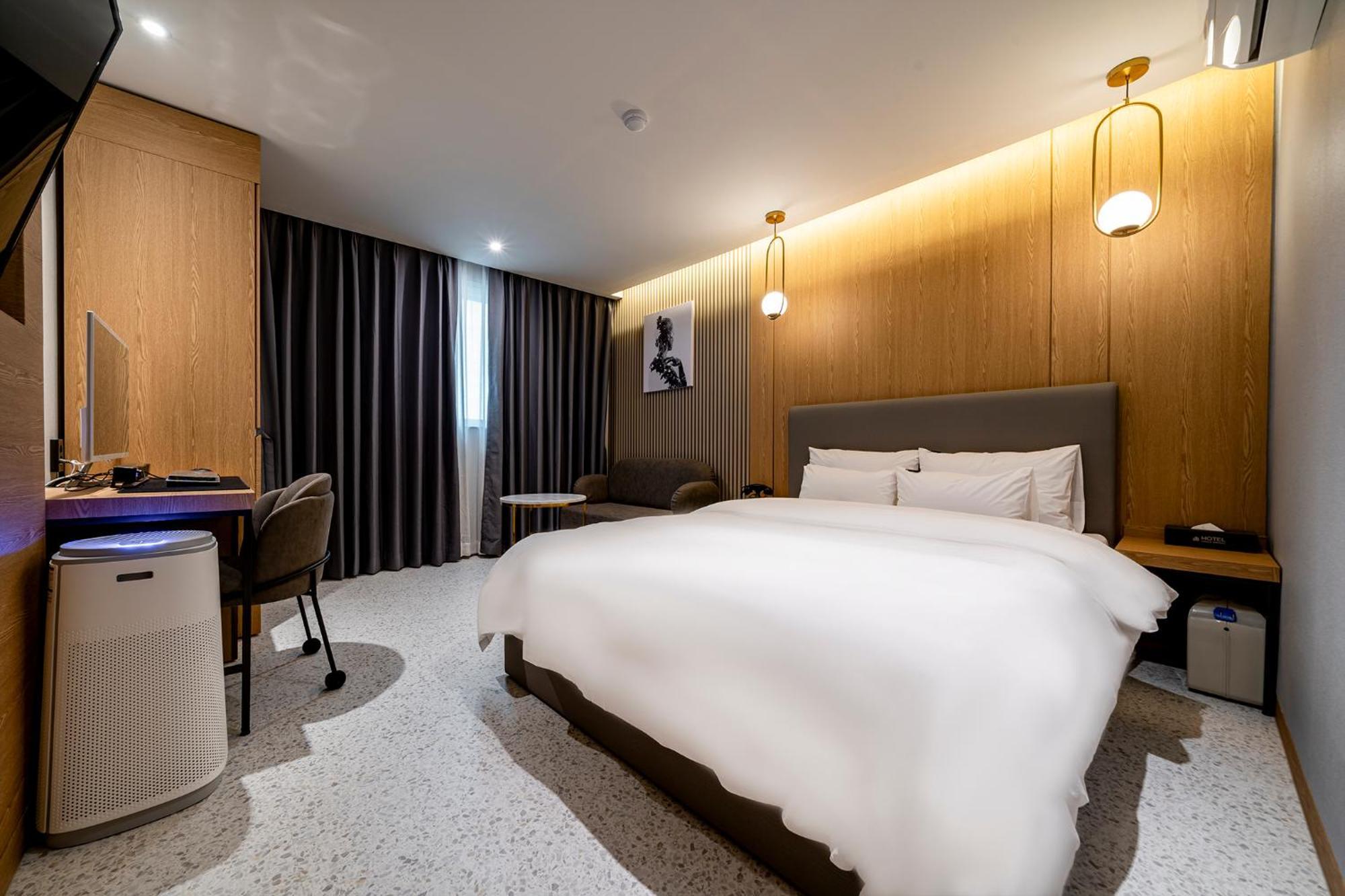 Urban Brown Hotel Chungju City Hall 外观 照片